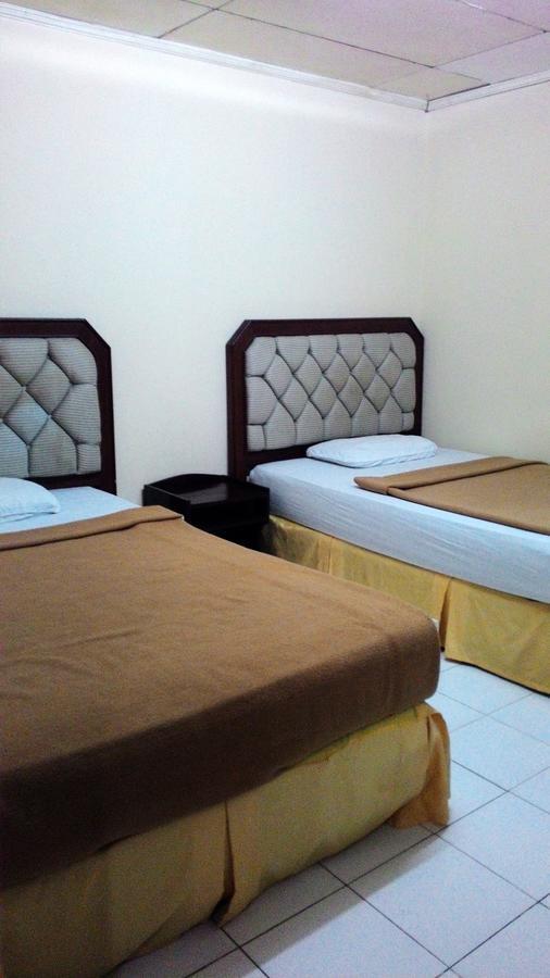 Serayu Hotel Timika Bagian luar foto